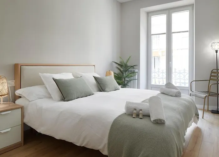 Concha Suite Brand New & Style